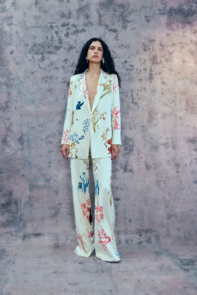 Alejandra Alonso Rojas 26SS 032